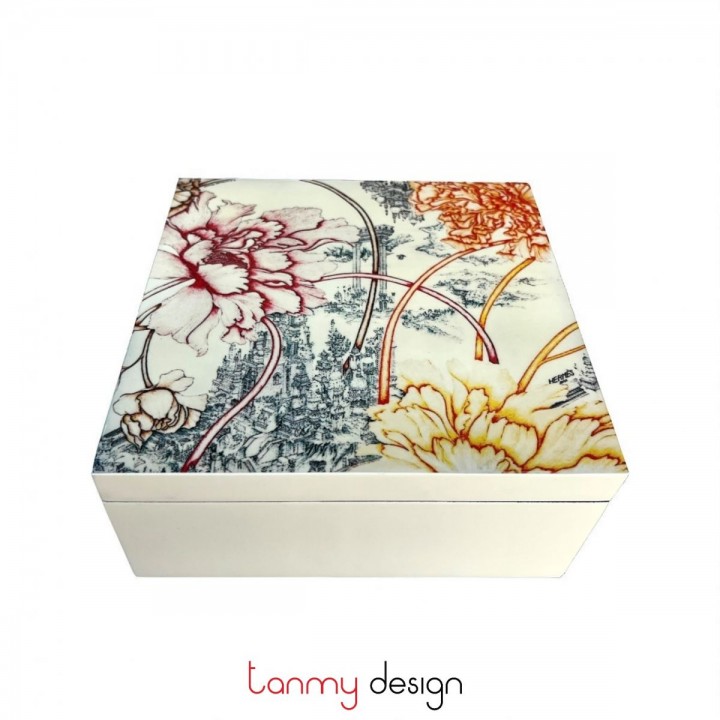 Square lacquer box with different patterns 20*H9 cm ( different designs )